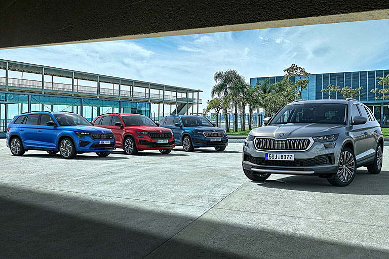 Zum Fototermin, bitte: Noch einmal die neuen Kodiaqs (RS, Sportline, L&K, Style oder Ambition)