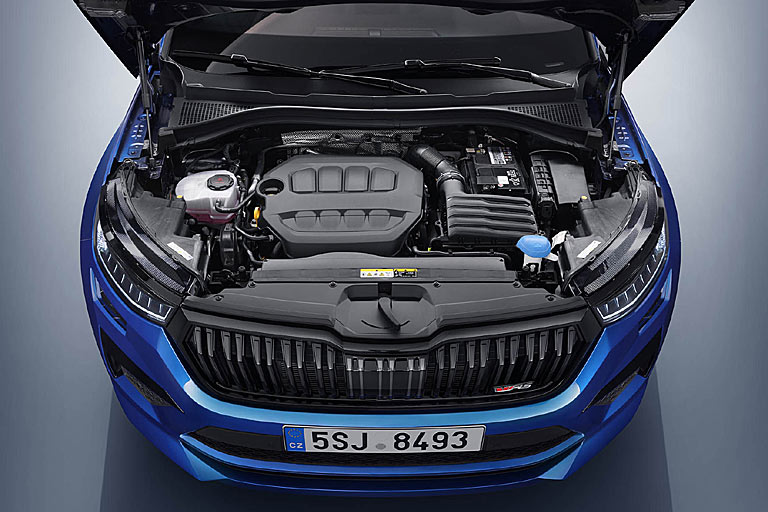 Statt des drehmomentstarken und sparsamen Biturbo-Diesels setzt der RS künftig auf den 245-PS-Benziner, womit er auch 60 Kilogramm leichter wird