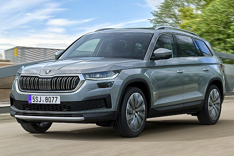 Zum Schluss die reguläre Kodiaq-Ausführung der unteren Ausstattungslinien, erkennbar an der hellen Strebe in der Schürze