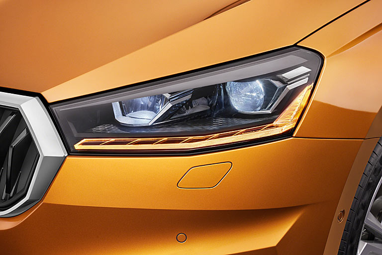 LED-Scheinwerfer sind fortan Standard, Voll-LED-Technik kostet extra