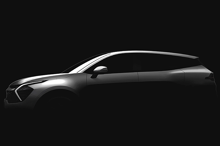 Kia gibt einen ersten Ausblick auf den neuen Sportage. Kennzeichen: Breiter Grill mit neuer Tagfahrlicht-Signatur, neue A-Säulen-Wurzel, stehende Spiegel und &raquo;