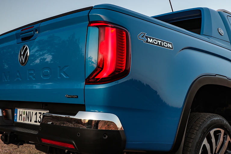 Nur drei der fünf Ausstattungslinien bekommen diese Voll-LED-Rückleuchten. Die Chromakzente sind dem Luxusmodell Aventura vorbehalten, das &raquo;