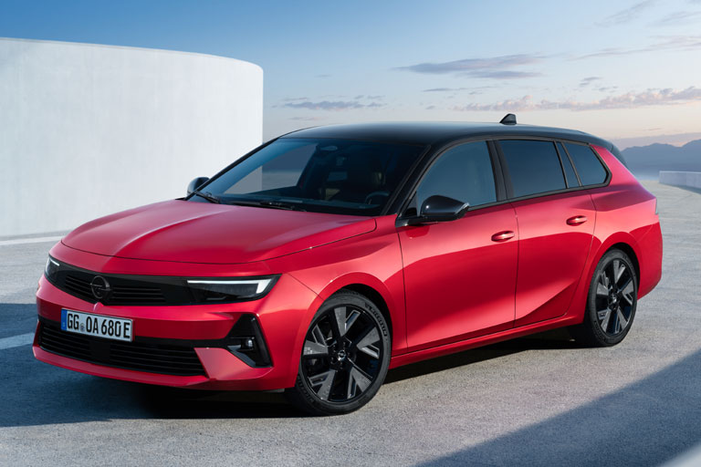 Auch der Kombi alias Sports Tourer wird als &raquo;Electric&laquo; angeboten und ist damit (vom MG5 abgesehen) der allererste Elektro-Kombi auf dem Markt