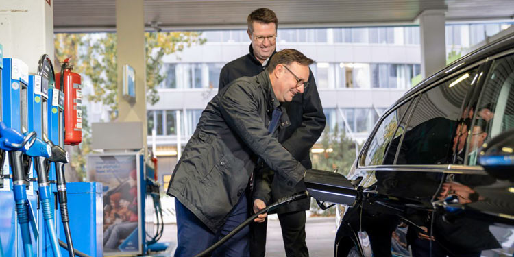 Aral testet CO2-reduzierten Sprit