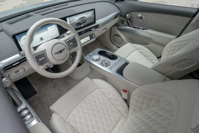 Weil der GV60 bisher so selten ist, noch ein richtiger Blick ins durchaus gut gemachte Interieur und &raquo;