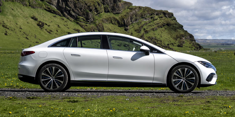 Mercedes: Dienstwagen nur noch mit E-Antrieb