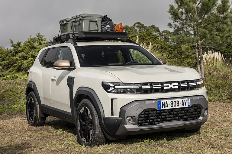 Ein letzter Blick auf den neuen Dacia Duster. In der Basis unter 20.000, wie hier als Topmodell deutlich unter 30.000 Euro zu haben, ist der Erfolg vorprogrammiert