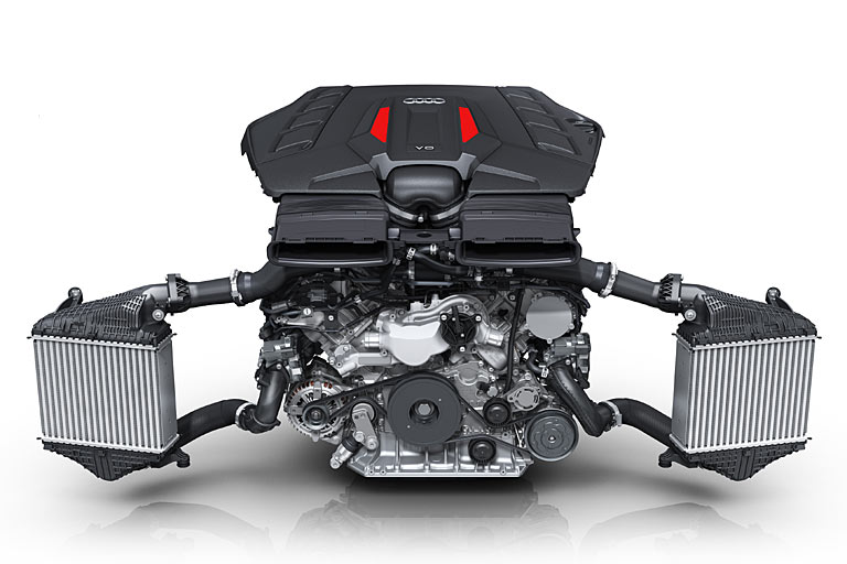 So ein 507-PS-Achtzylinder-Turbo passt nicht recht in die Zeit. Ein feines Stück Maschinenbau mit tollem Klang ist er aber zweifellos. Früher verbaute Audi sogar einmal zwölf Zylinder (Diesel) im Q7