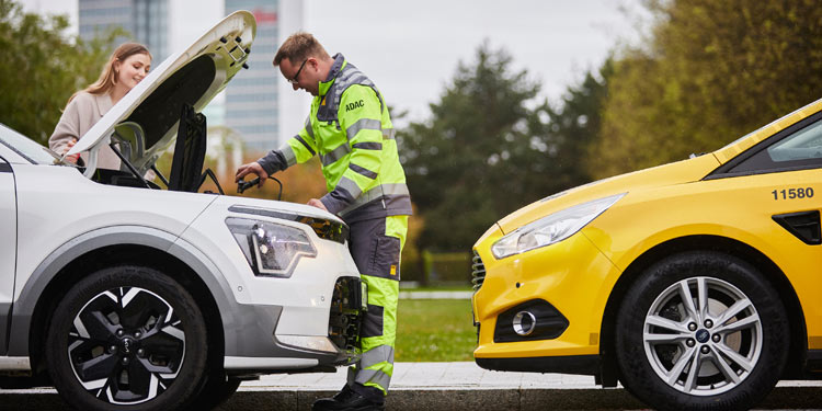 ADAC-Straßenwacht 2023: Alle neun Sekunden ein Hilferuf