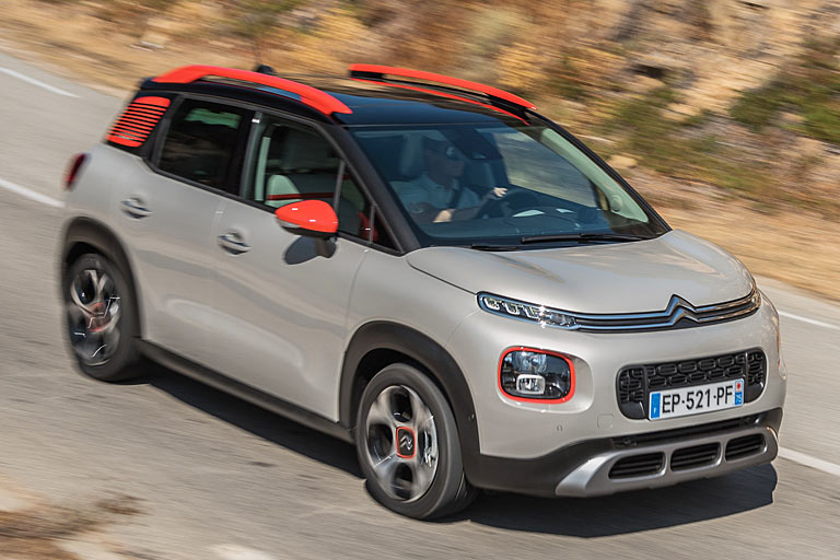 Die meisten dürften aber eher noch den Ursprungs-Look von 2017 mit dem Auto verbinden