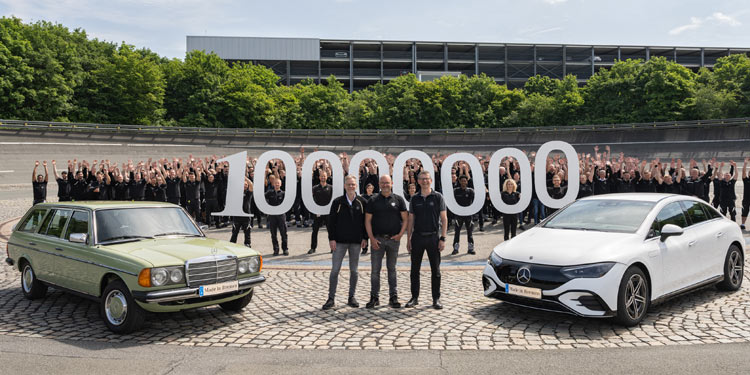 Vom S123 zum EQE: Mercedes feiert Produktionsjubiläum in Bremen