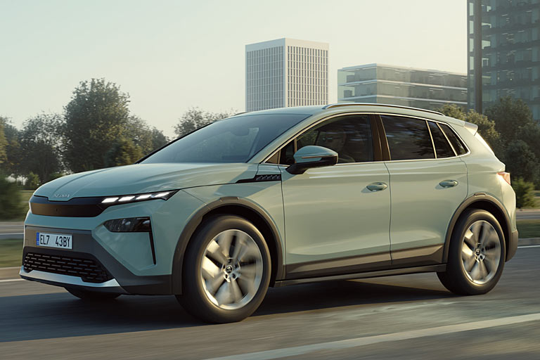 Gestatten, &Scaron;koda Elroq. Der vollelektrische Kompakt-SUV erscheint Anfang 2025 zu Preisen ab 34.000 Euro. Der Elroq ist der erste &Scaron;koda mit der neuen Designsprache &raquo;Modern Solid&laquo;, von &raquo;