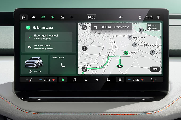 Serienmäßig gibt es einen 13 Zoll großen Zentralbildschirm, der abweichend von Superb und Kodiaq auch die Klimasteuerung beinhaltet. &Scaron;koda montiert den Screen anders als VW gerade, was zeitloser und beifahrerfreundlicher ist