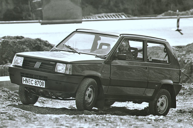 ... im Zuge des Facelifts 1992 als Panda 4x4 Trekking mit &raquo;Fire&laquo;-Motoren zurückkam