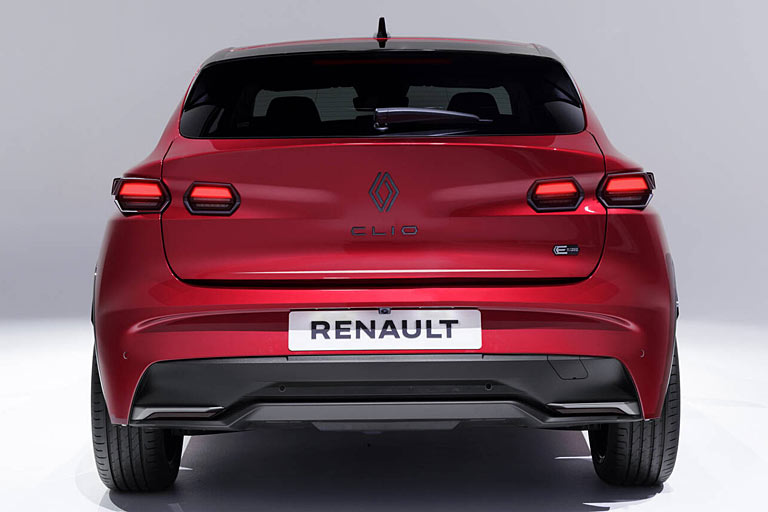 Ungewöhnlich, aber okay: Geteilte, aber nicht mehr zusammenhängende Rückleuchten